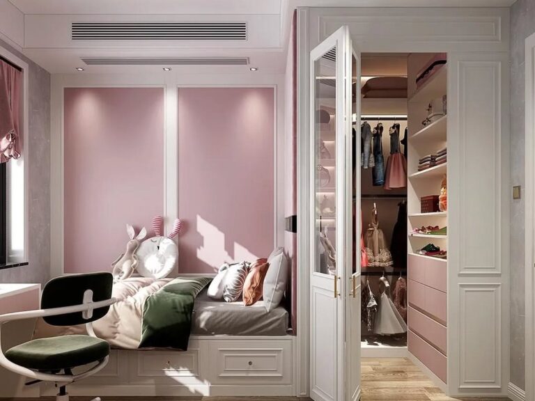 Dressing Room Small Space