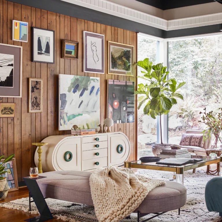 Salon Wall Decor Ideas