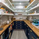 Walk in Pantry
